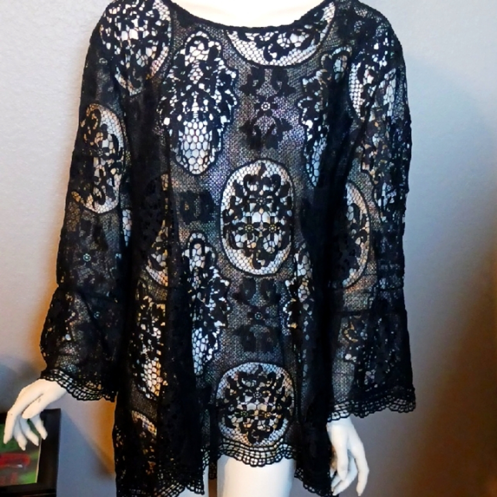 CATHERINES  Elegant Black Lace Women's Top